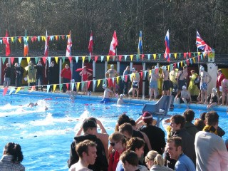   "Tuting Bec Lido" - ! ()