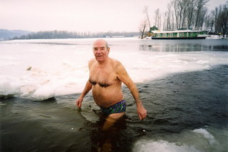 Киев, клуб моржей "Нептун" (фото)